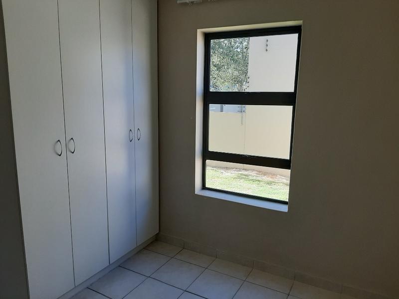 To Let 2 Bedroom Property for Rent in Burgundy Estate Western Cape